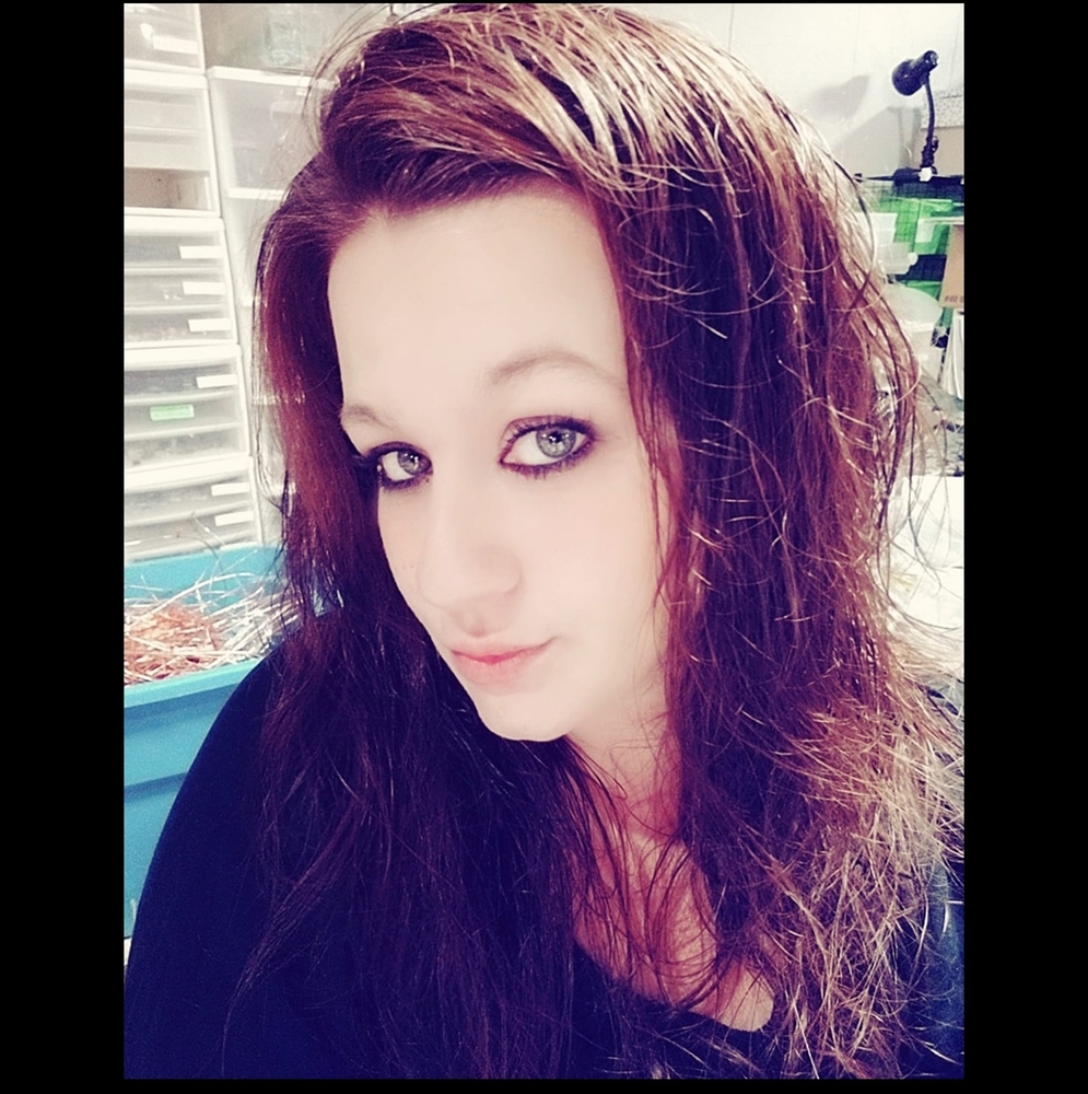 Meet your Posher, Kayla
